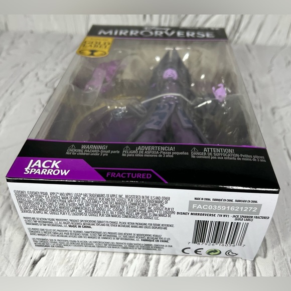 Todd McFarlane Toys - Disney Mirrorverse - Jack Sparrow - Gold Label - 7 Inch - Picture 5 of 7